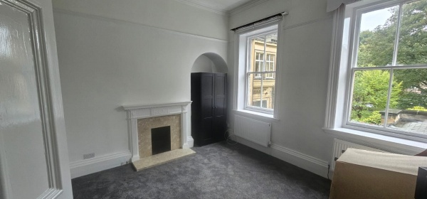 https://www.landlorddirectlets.co.uk/storage/app/uploads/public/68c/aa9/7d0/68caa97d0cea9244778434.jpg