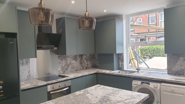 https://www.landlorddirectlets.co.uk/storage/app/uploads/public/68e/4d4/611/68e4d46111ef0041630875.jpg