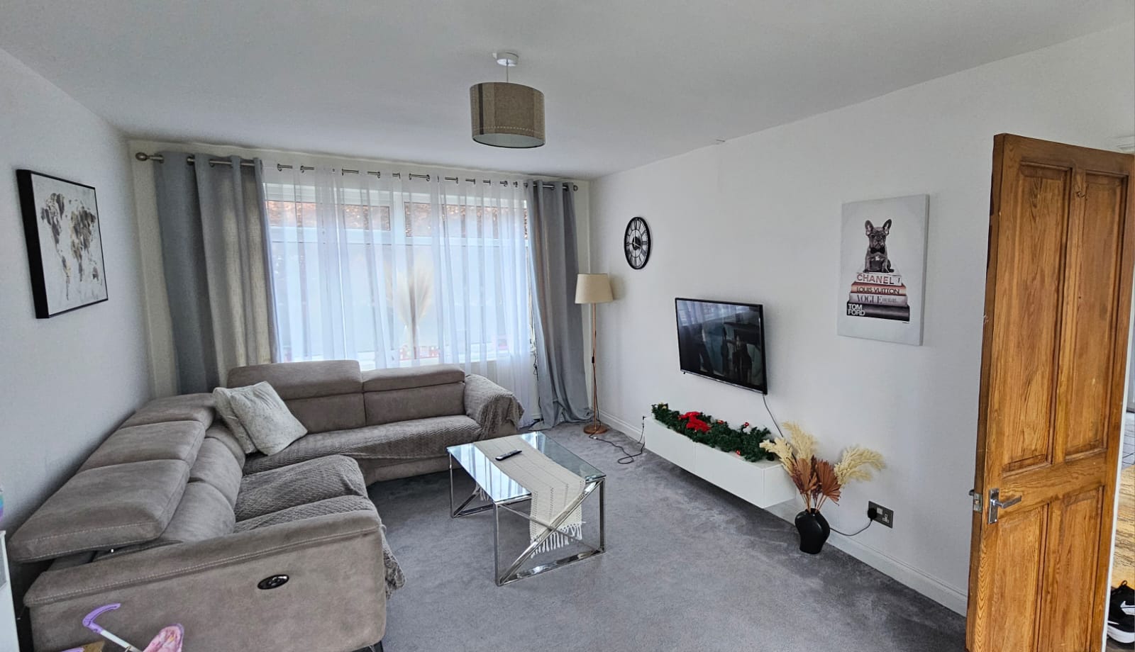 https://www.landlorddirectlets.co.uk/storage/app/uploads/public/675/b48/ee2/675b48ee2947a883776887.jpg