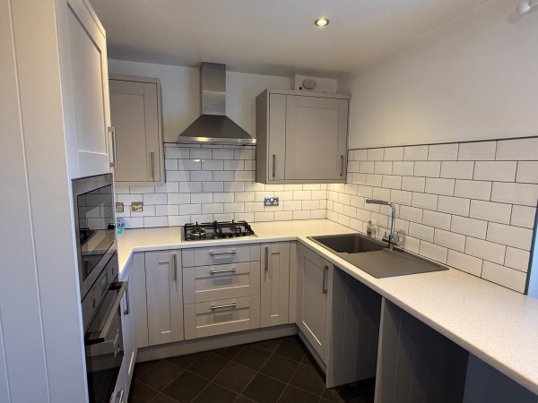 https://www.landlorddirectlets.co.uk/storage/app/uploads/public/67b/dc0/e92/67bdc0e92ade7638057857.jpg