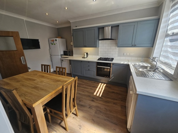 https://www.landlorddirectlets.co.uk/storage/app/uploads/public/66a/a93/7e1/66aa937e1c387142917669.jpg